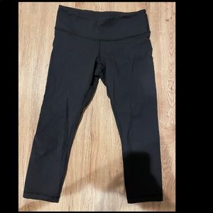 Womens Lululemon cropped leggings - 4